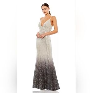 NWT MAC DUGGAL Silver to Charcoal Plunge Neck Ombre Sequin Gown Size 14